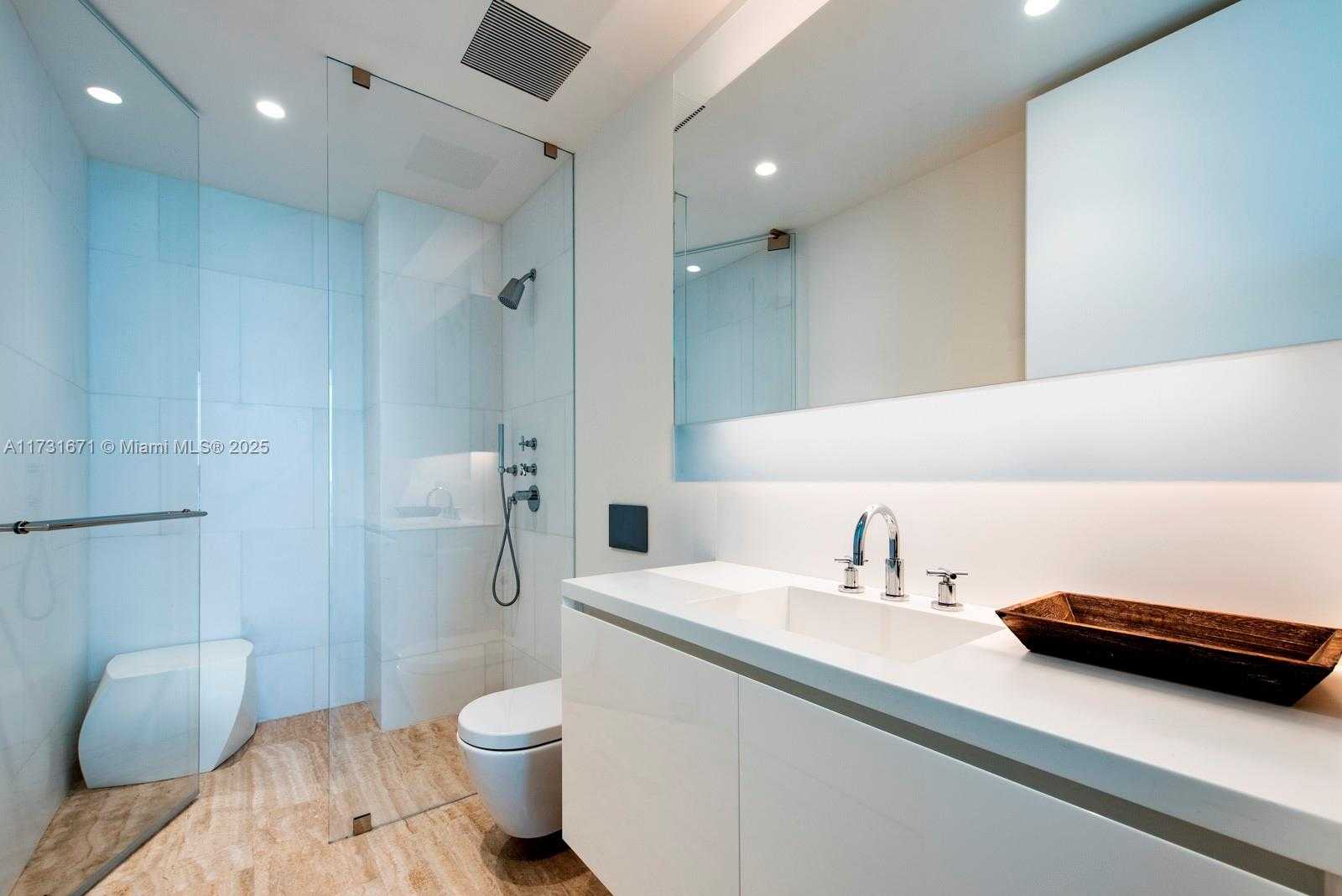Small Image of 9001 COLLINS AVE #S-401, Surfside Number 19