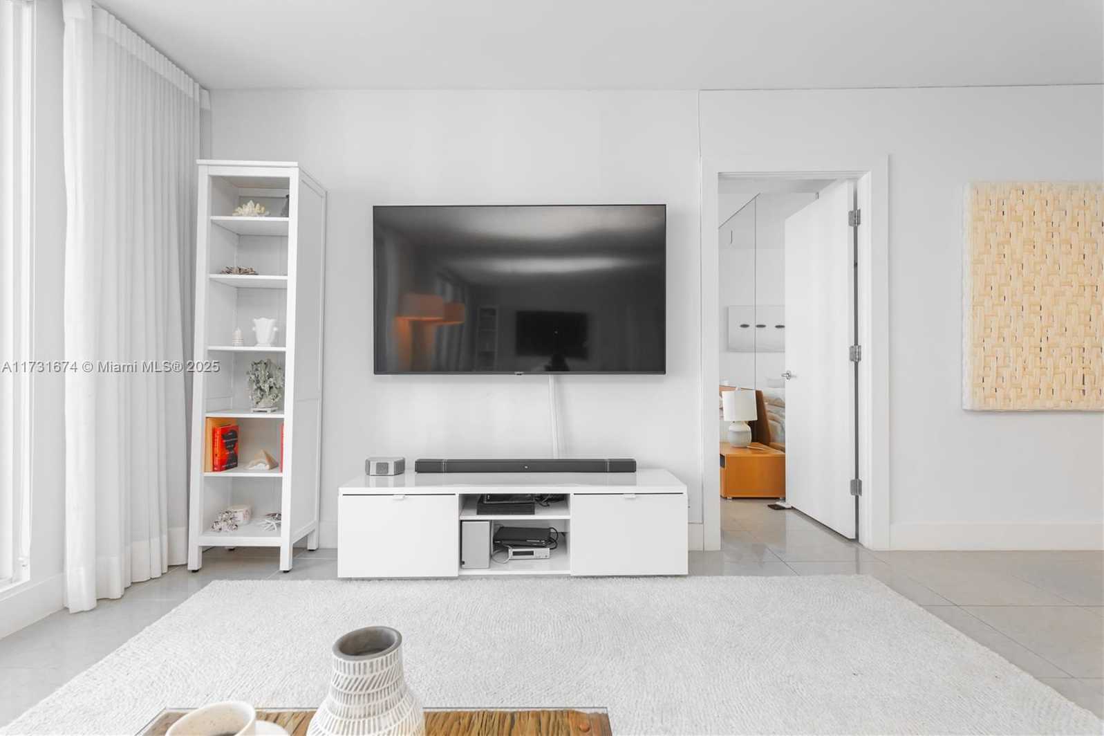 Small Image of 2301 COLLINS AVE #938, Miami Beach Number 27
