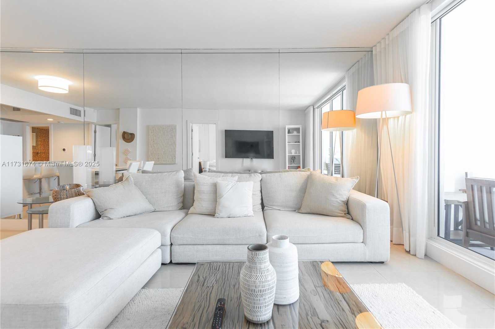 Small Image of 2301 COLLINS AVE #938, Miami Beach Number 28