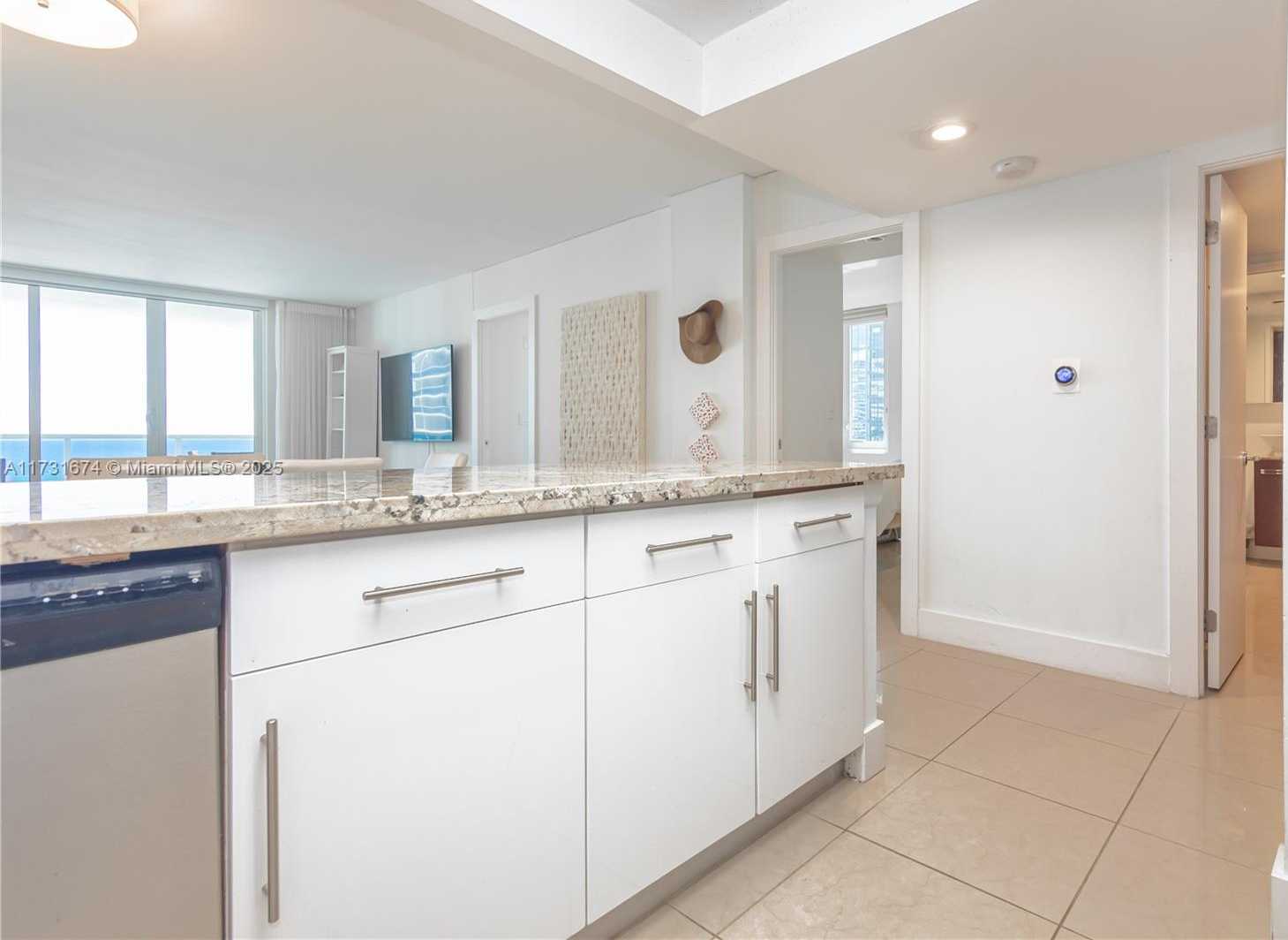 Small Image of 2301 COLLINS AVE #938, Miami Beach Number 33