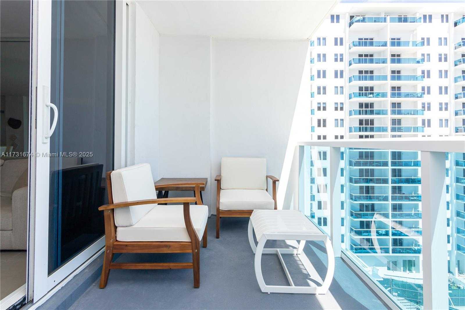 Small Image of 2301 COLLINS AVE #938, Miami Beach Number 5