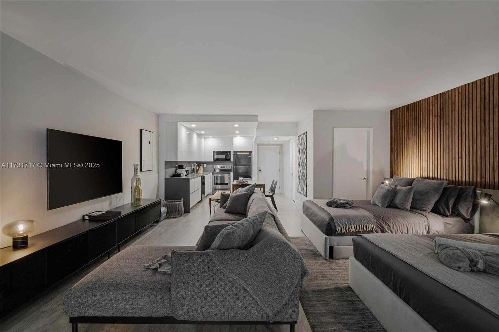 Small Image of 2301 COLLINS AVE #1127, Miami Beach Number 14
