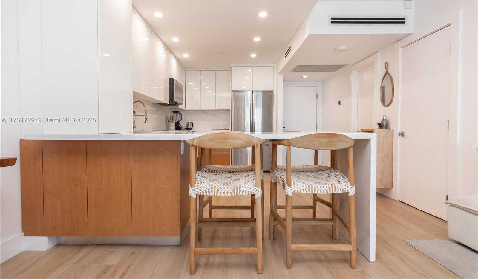 Small Image of 2301 COLLINS AVE #1429, Miami Beach Number 16