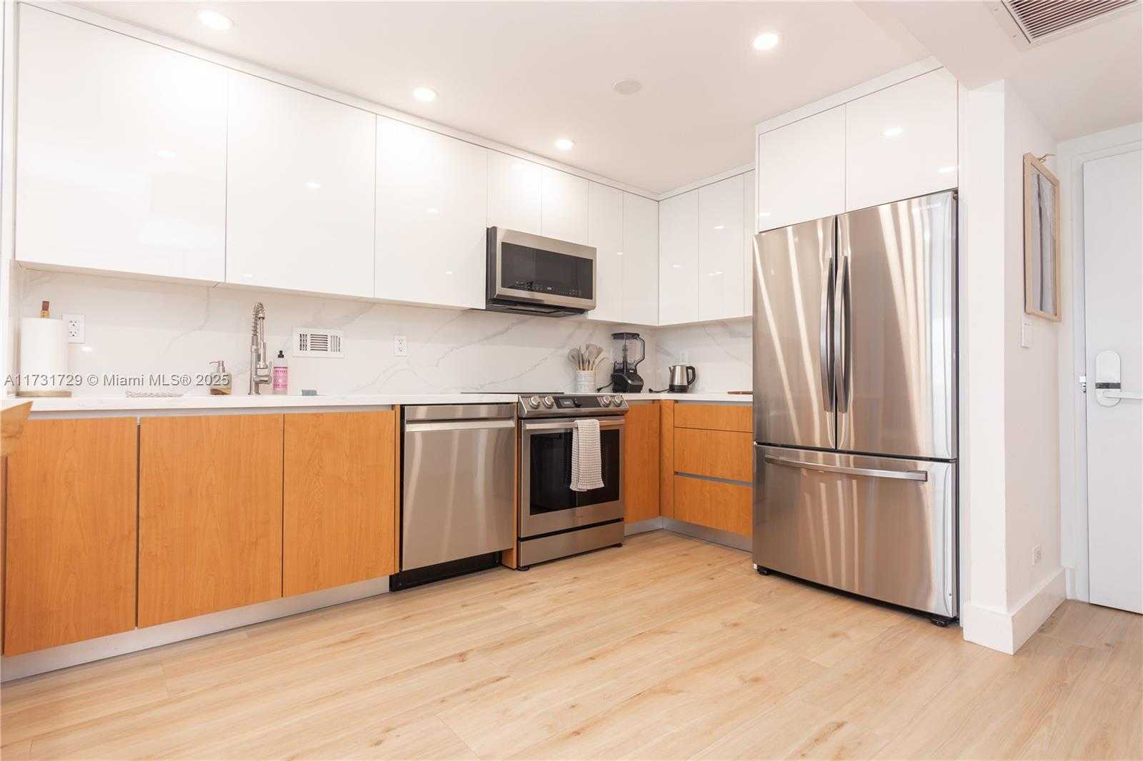 Small Image of 2301 COLLINS AVE #1429, Miami Beach Number 27