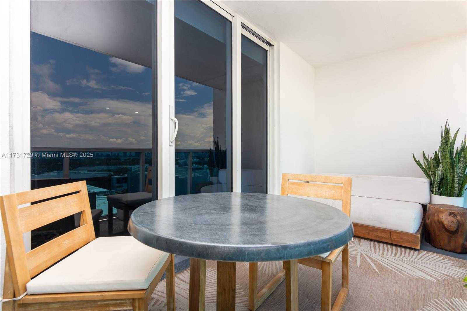 Small Image of 2301 COLLINS AVE #1429, Miami Beach Number 7