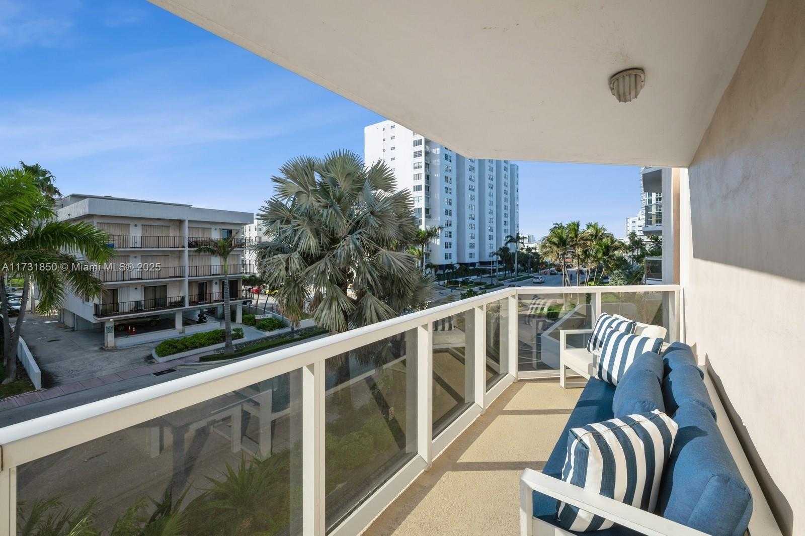 Small Image of 6423 COLLINS AVE #301, Miami Beach Number 21