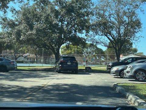 Small Image of 4586 SOUTH WEST 139TH CT #763, Miami Number 38