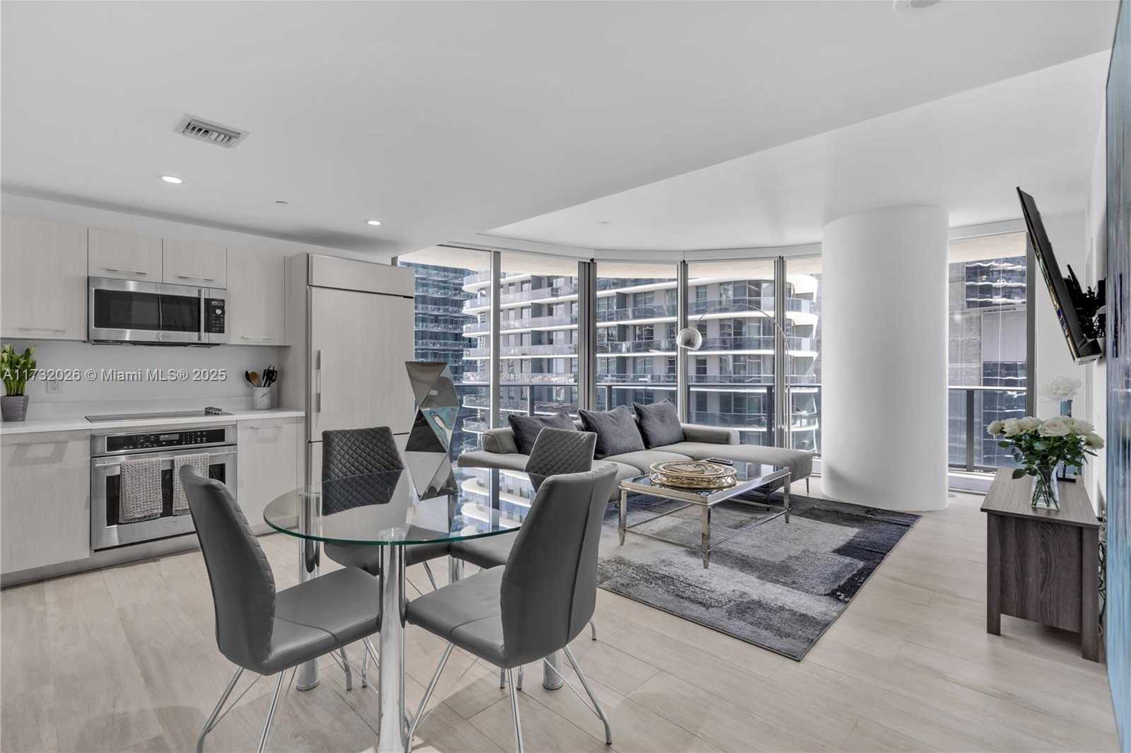 Small Image of 45 SOUTH WEST 9TH ST #2801, Miami Number 11