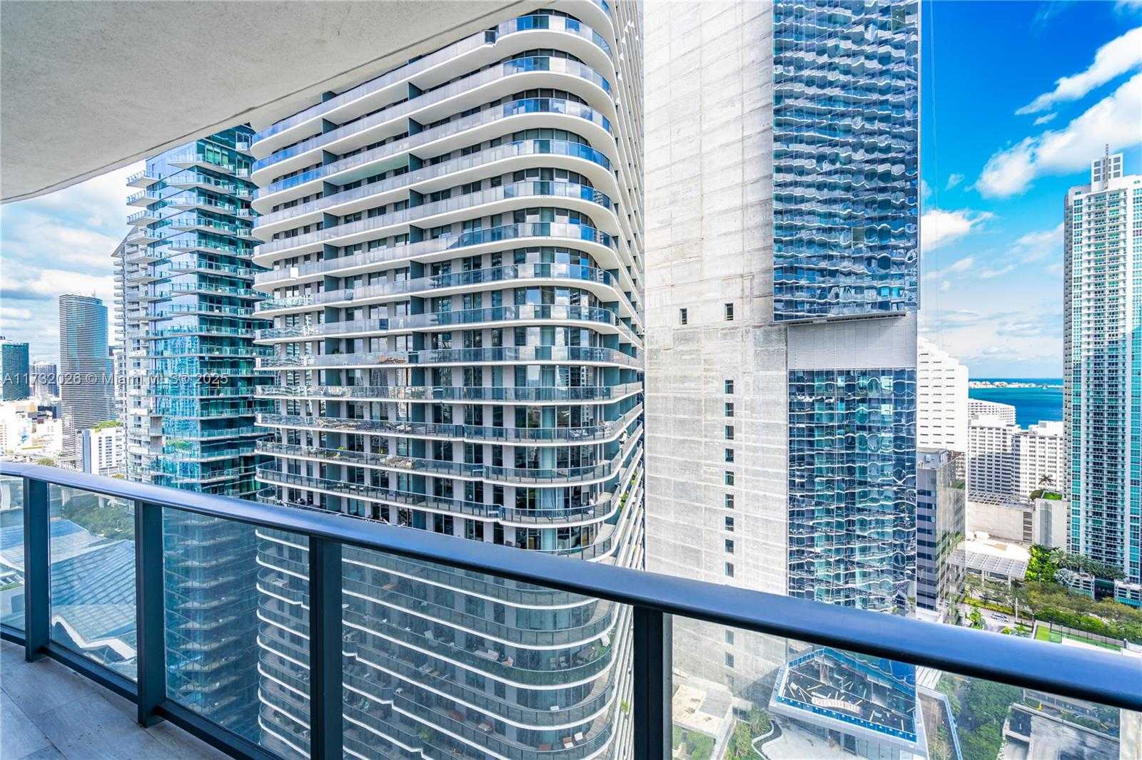 Small Image of 45 SOUTH WEST 9TH ST #2801, Miami Number 4
