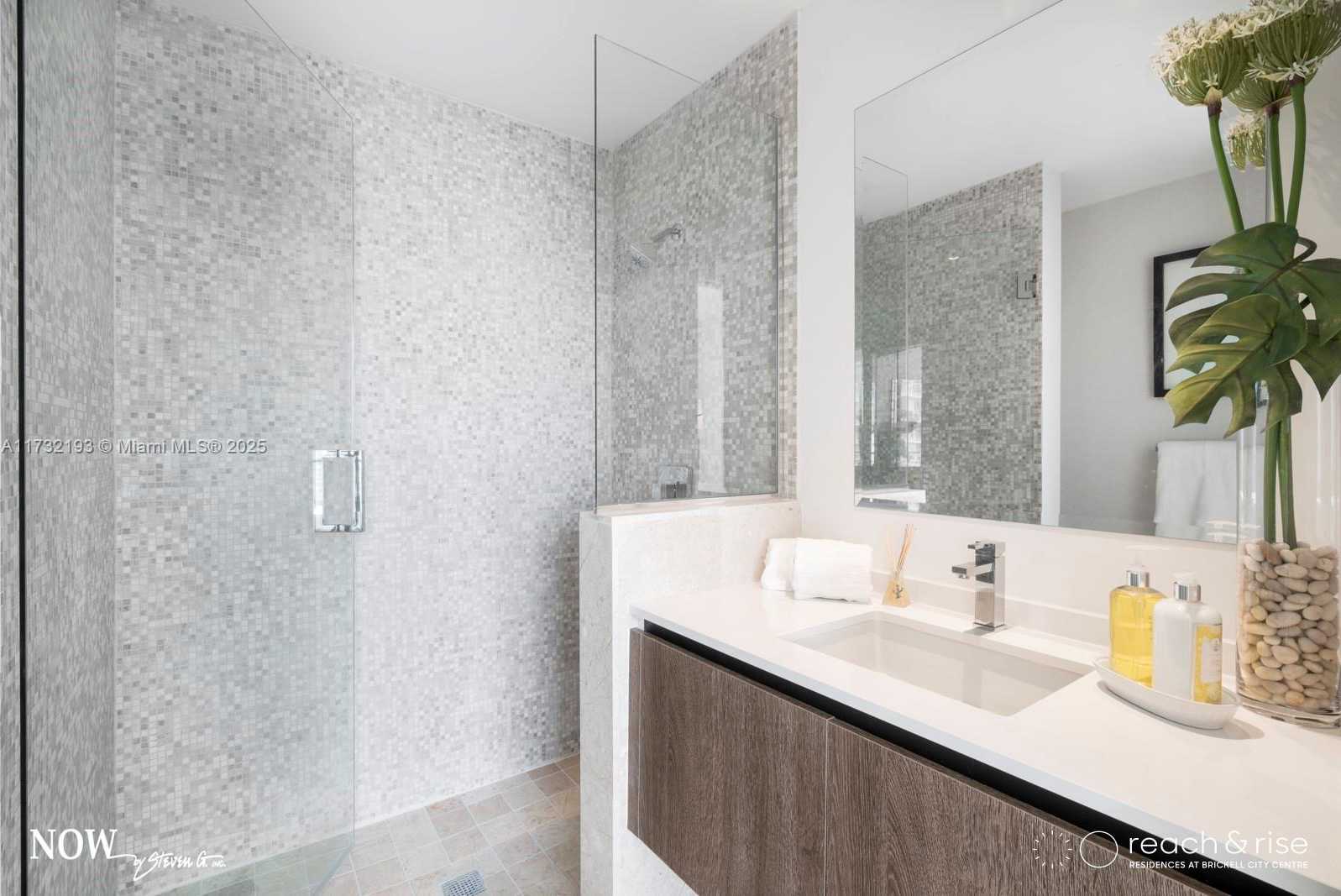 Small Image of 88 SOUTH WEST 7TH ST #1411, Miami Number 16
