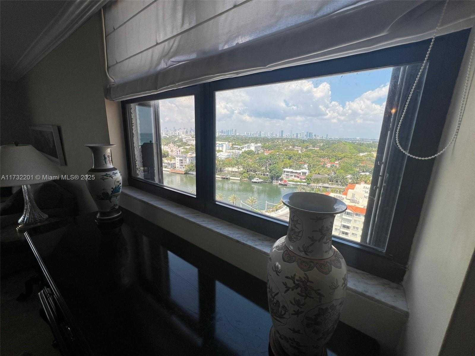 Small Image of 2625 COLLINS AVE #1601, Miami Beach Number 26