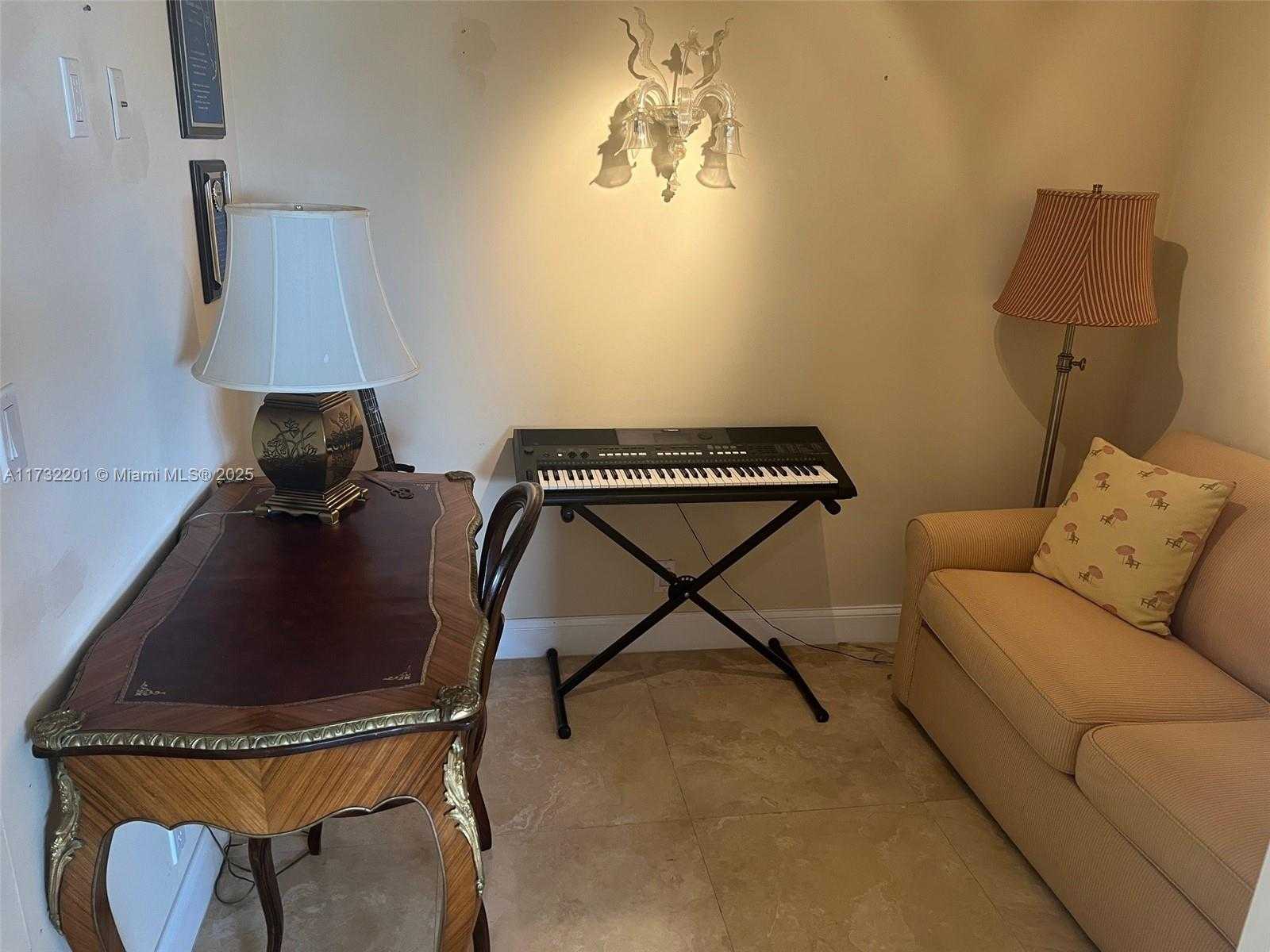 Small Image of 2625 COLLINS AVE #1601, Miami Beach Number 28