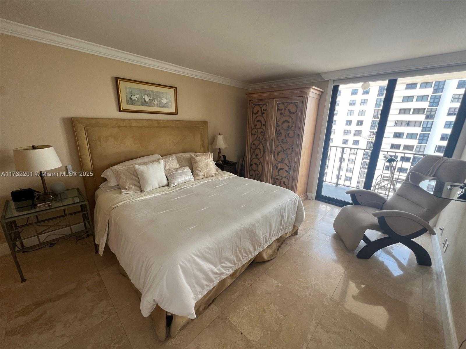 Small Image of 2625 COLLINS AVE #1601, Miami Beach Number 33