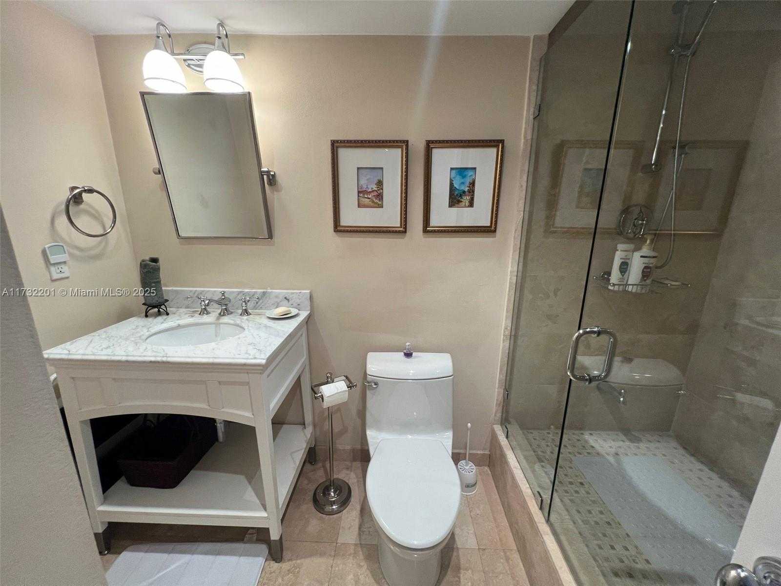 Small Image of 2625 COLLINS AVE #1601, Miami Beach Number 37