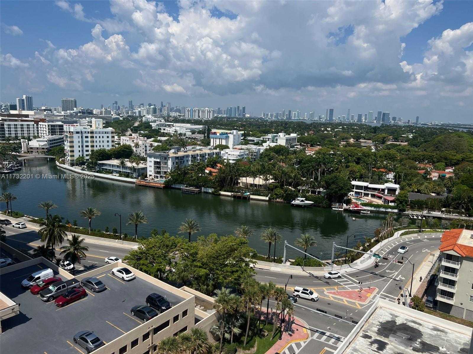 Small Image of 2625 COLLINS AVE #1601, Miami Beach Number 5