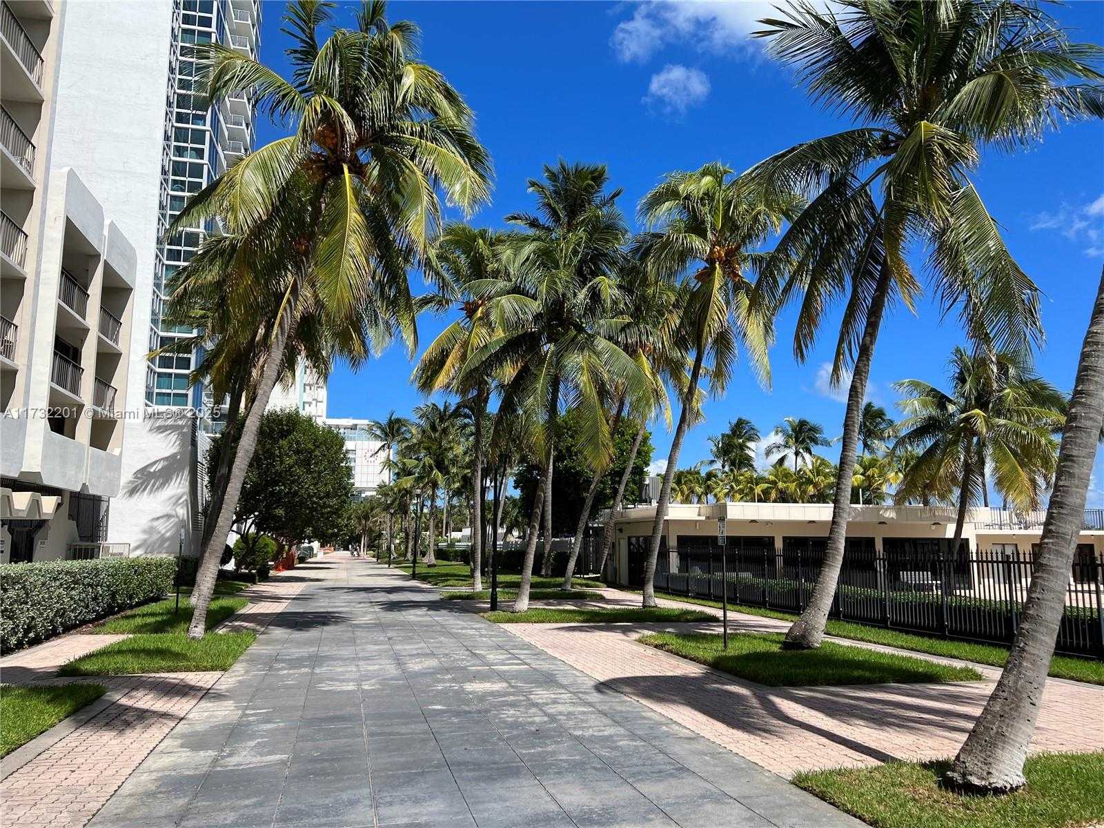 Small Image of 2625 COLLINS AVE #1601, Miami Beach Number 52
