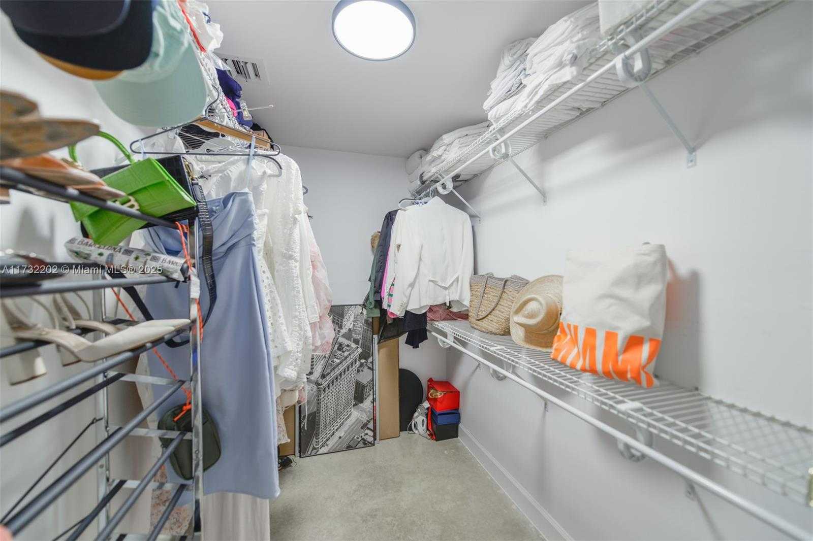 Small Image of 1020 MERIDIAN AVE #816, Miami Beach Number 18