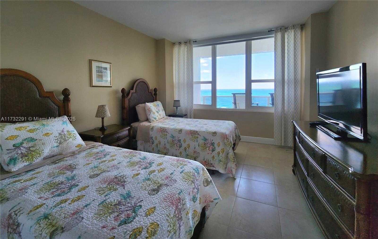 Small Image of 3505 SOUTH OCEAN DR #1206, Hollywood Number 14