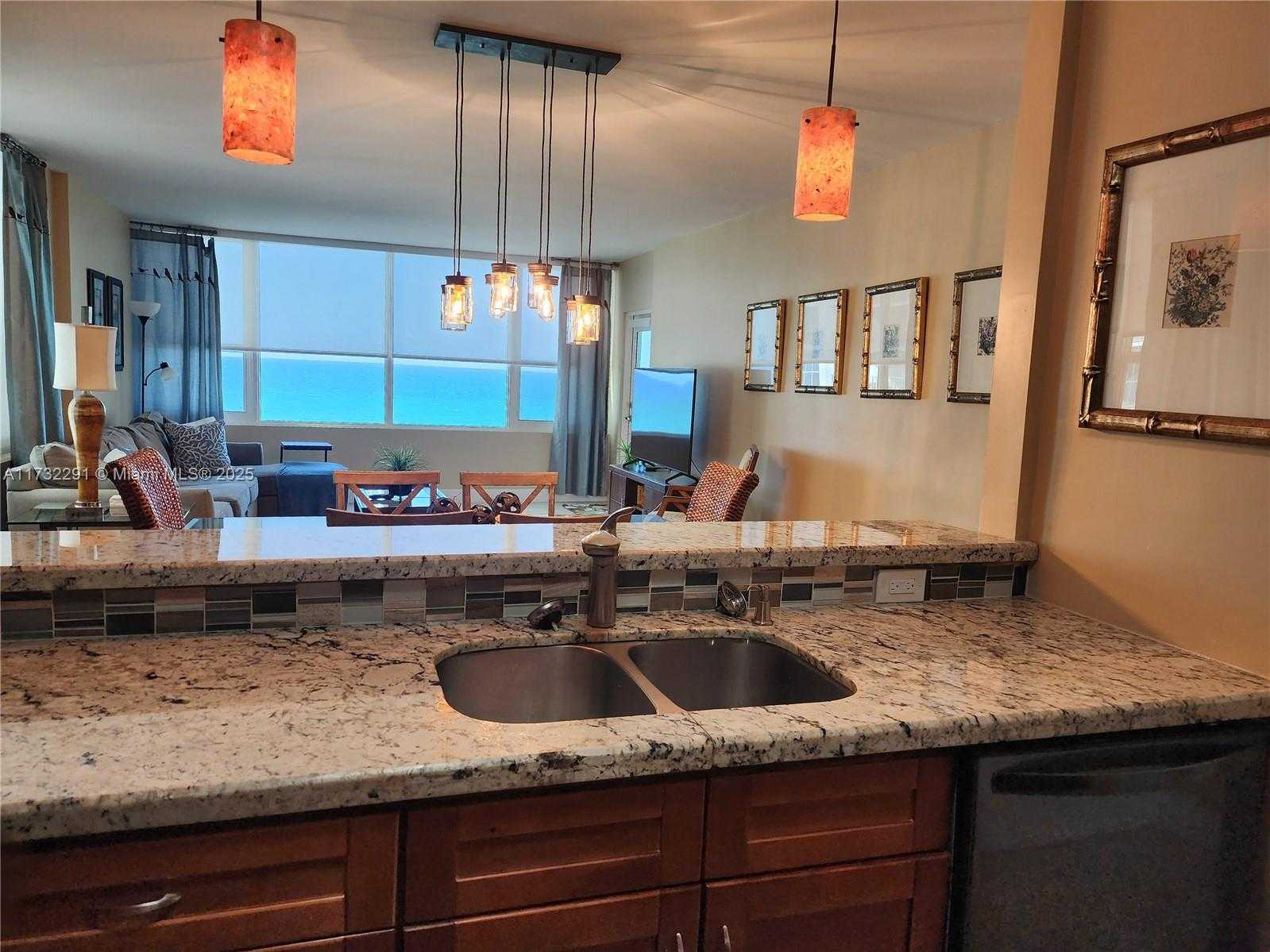 Small Image of 3505 SOUTH OCEAN DR #1206, Hollywood Number 4