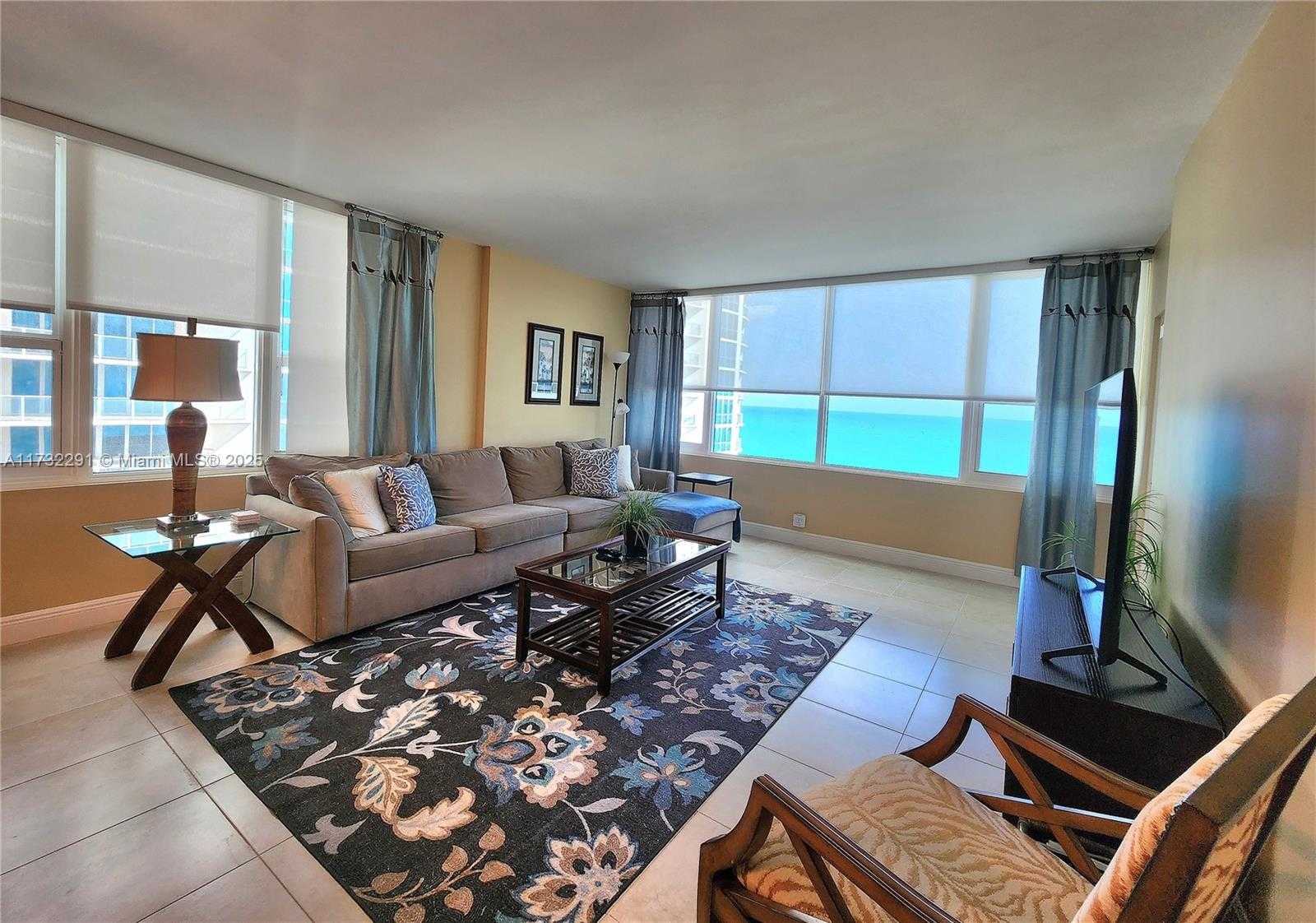 Small Image of 3505 SOUTH OCEAN DR #1206, Hollywood Number 9