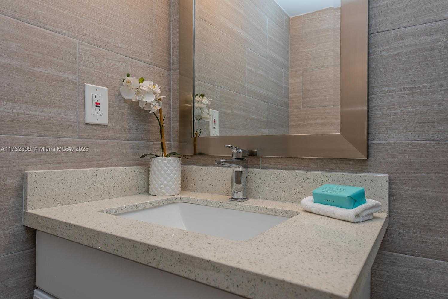 Small Image of 2501 SOUTH OCEAN DR #1012(available NOW), Hollywood Number 16