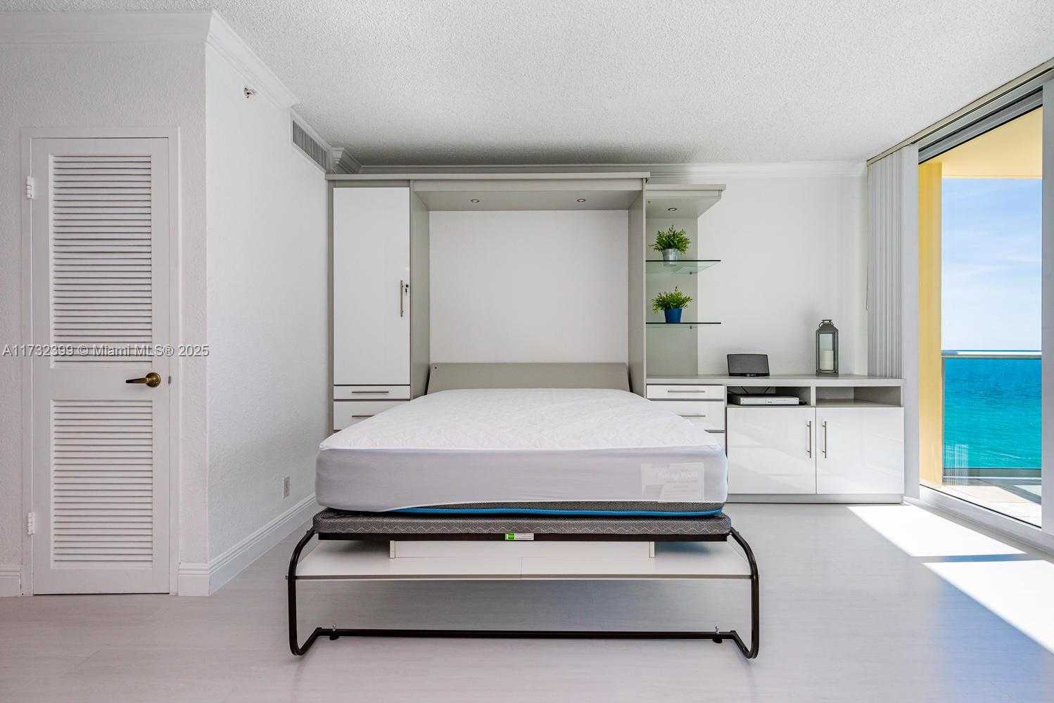 Small Image of 2501 SOUTH OCEAN DR #1012(available NOW), Hollywood Number 23