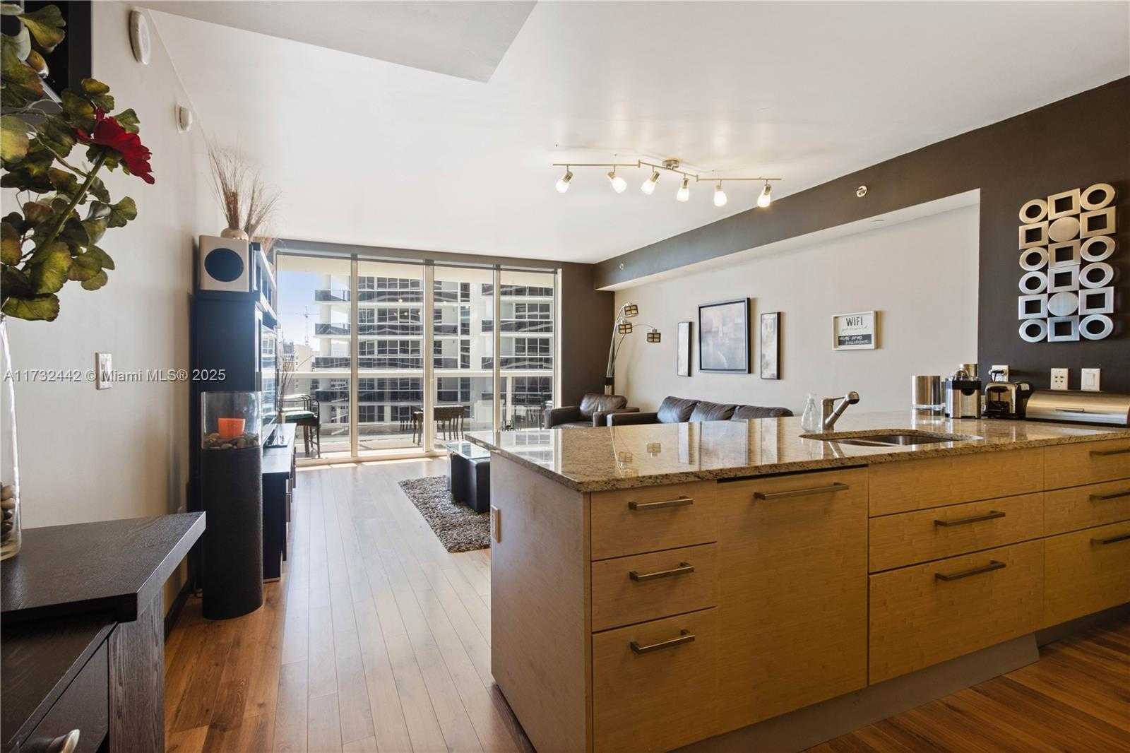 Small Image of 1830 SOUTH OCEAN DR #2105, Hallandale Beach Number 5