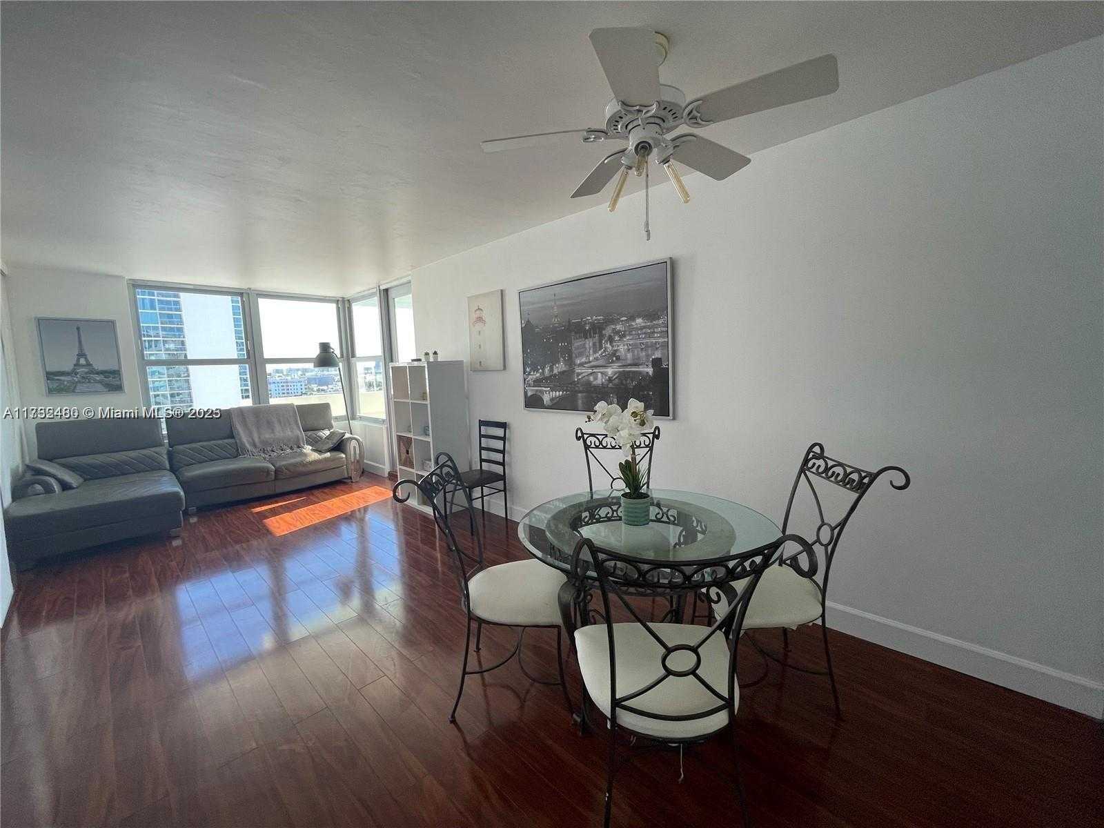 Small Image of 2899 COLLINS AVE #1420, Miami Beach Number 6