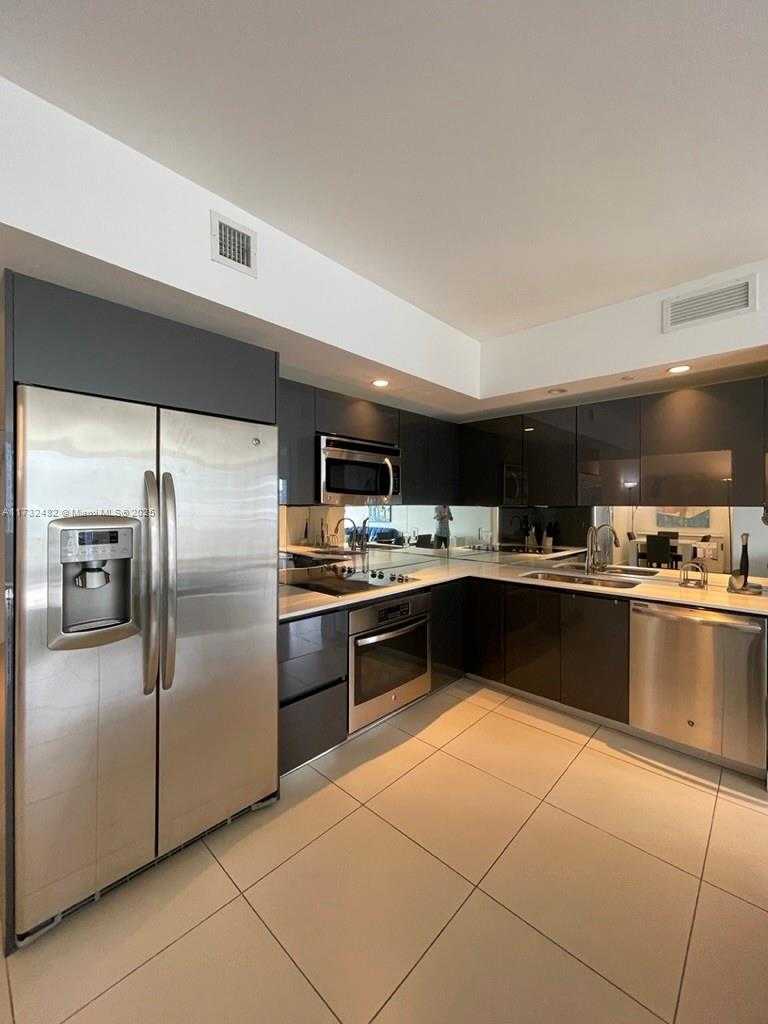 Small Image of 31 SOUTH EAST 6TH ST #2607, Miami Number 5