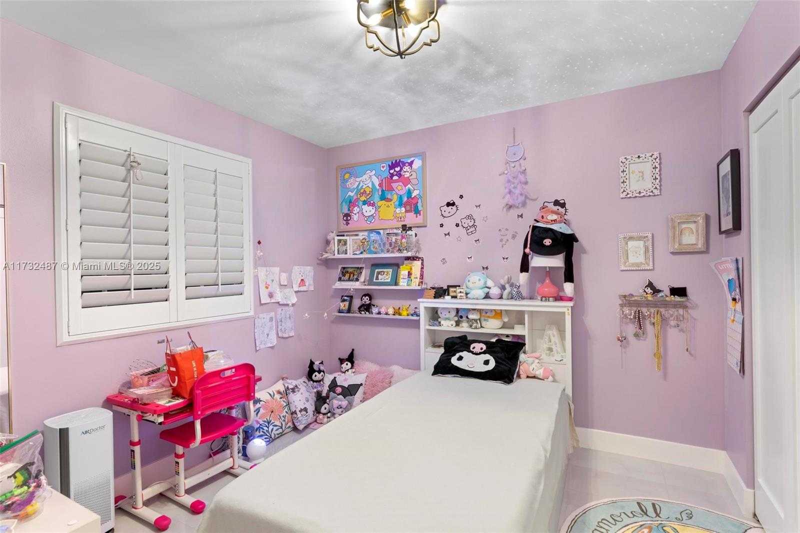 Small Image of 17900 SOUTH WEST 143RD CT, Miami Number 12