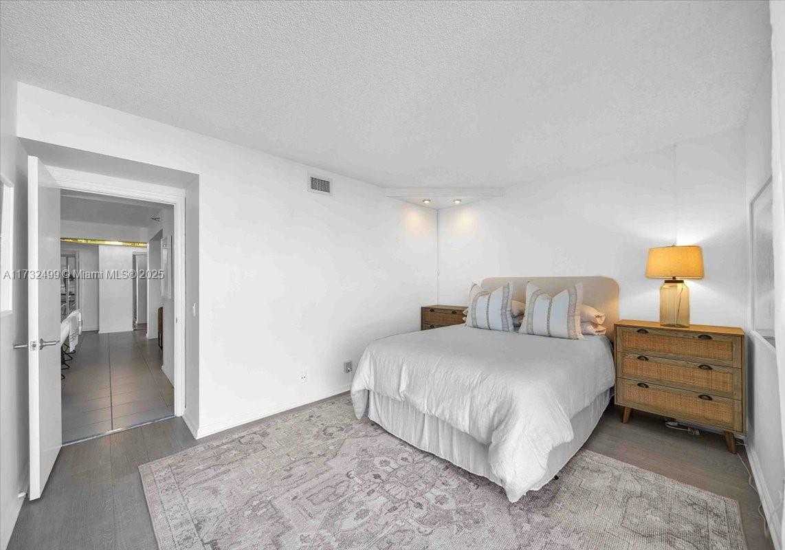 Small Image of 3610 YACHT CLUB DR #1001, Aventura Number 20