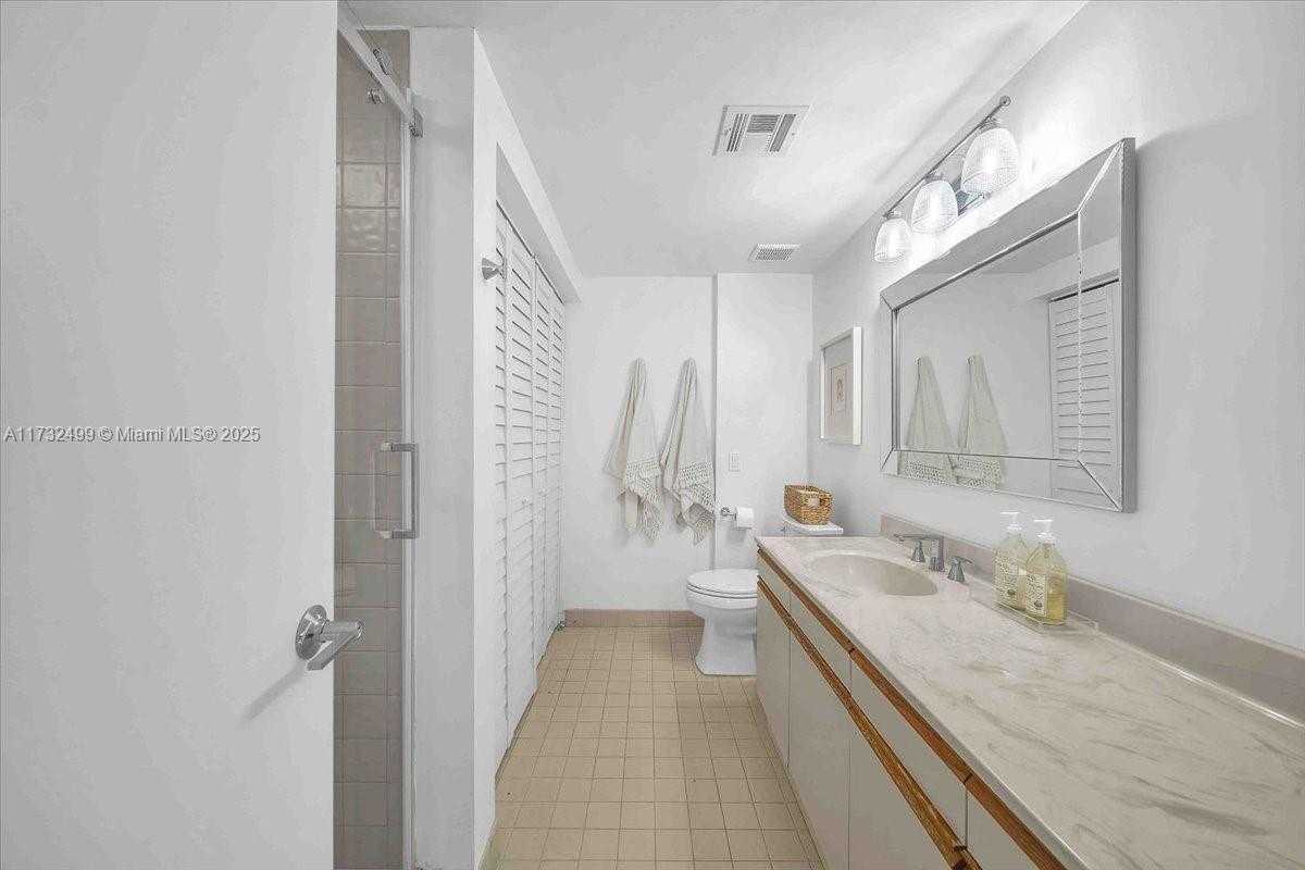 Small Image of 3610 YACHT CLUB DR #1001, Aventura Number 21