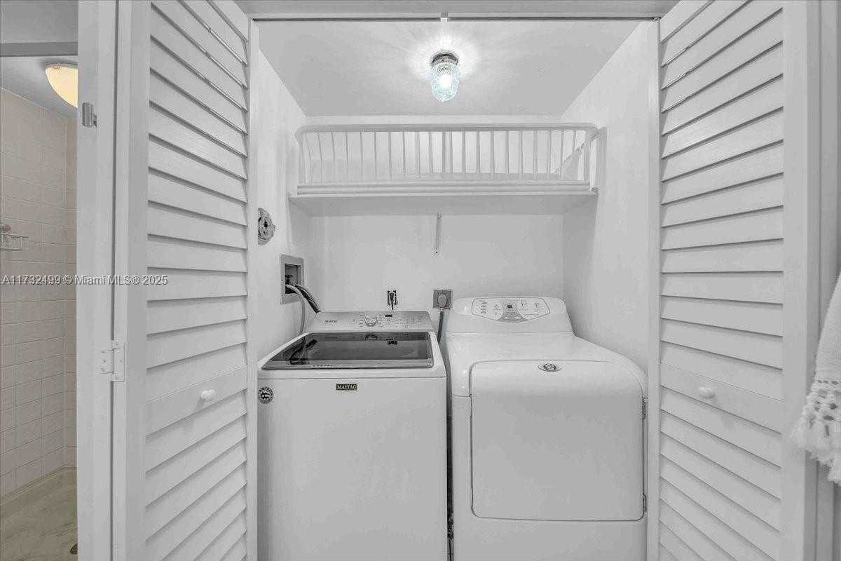 Small Image of 3610 YACHT CLUB DR #1001, Aventura Number 23