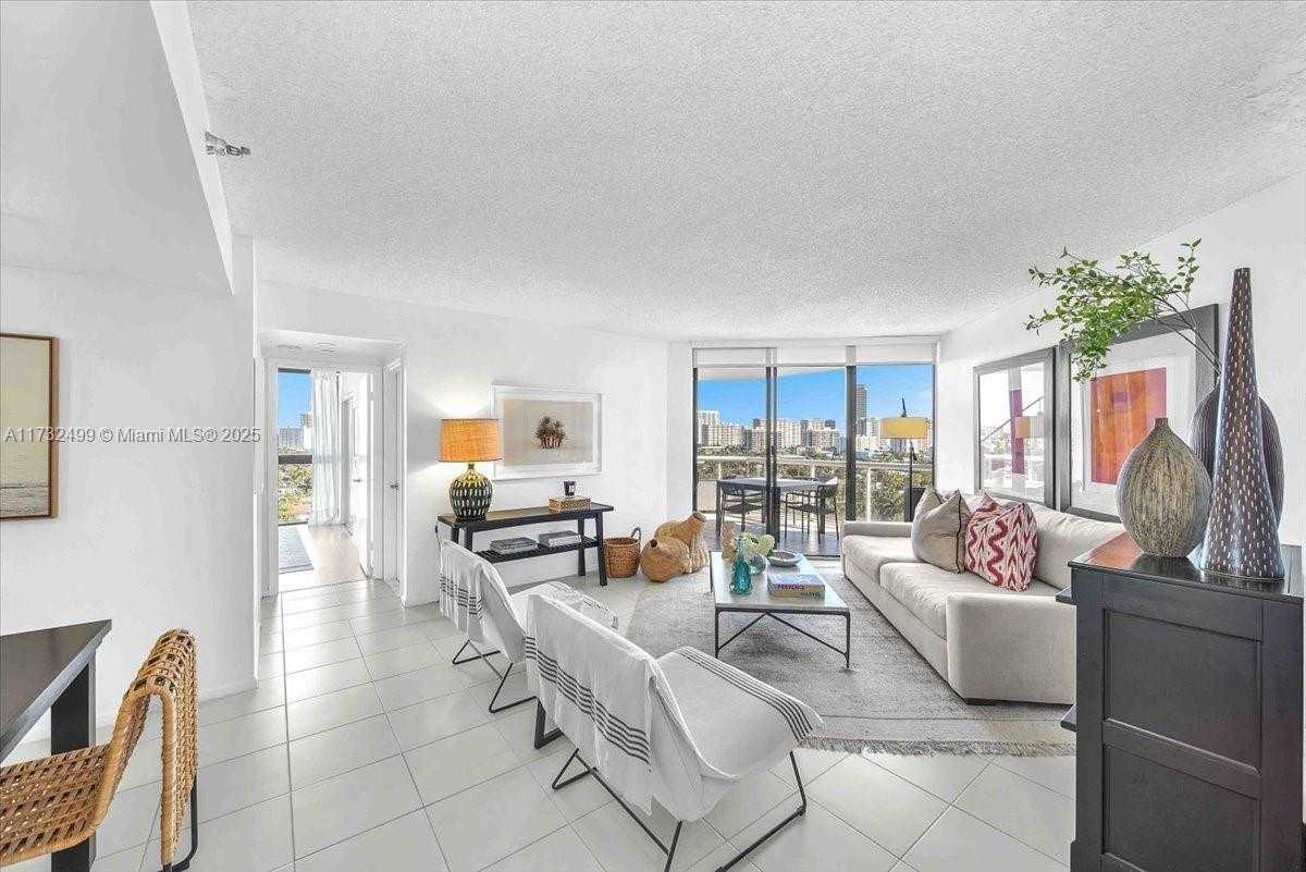 Small Image of 3610 YACHT CLUB DR #1001, Aventura Number 5
