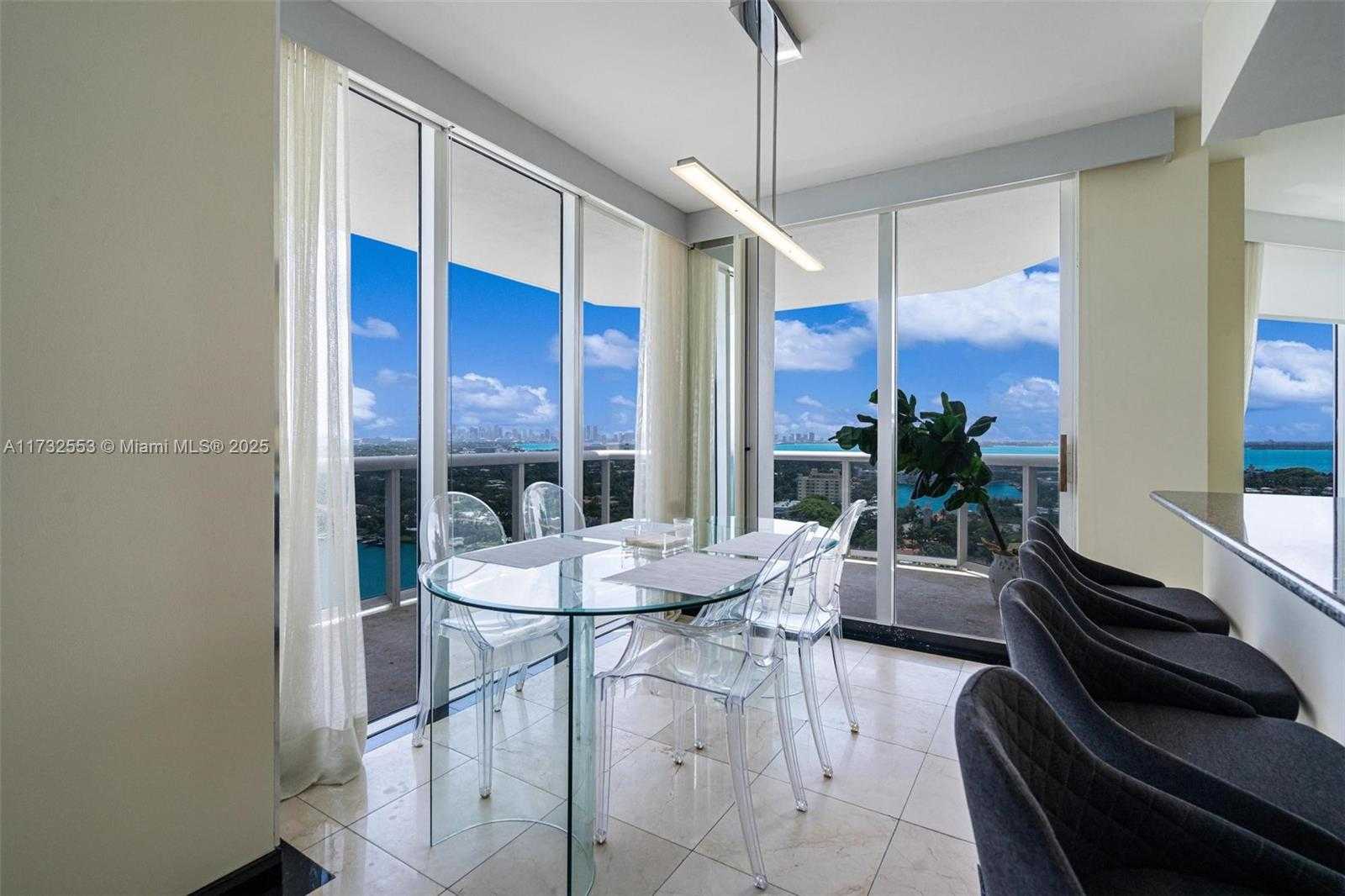 Small Image of 4779 COLLINS AVE #2305, Miami Beach Number 6