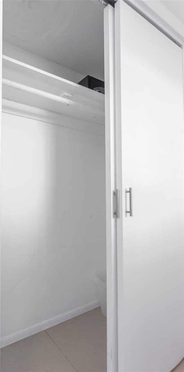 Small Image of 5445 COLLINS AVE #1633, Miami Beach Number 15