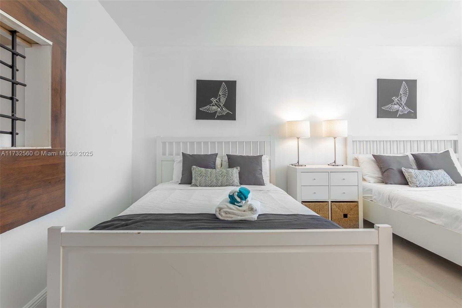 Small Image of 5445 COLLINS AVE #1633, Miami Beach Number 16