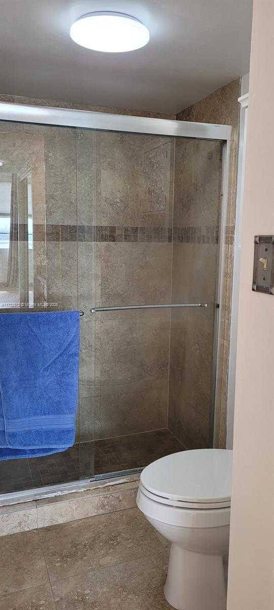 Small Image of 18031 BISCAYNE BLVD #PH03, Aventura Number 14
