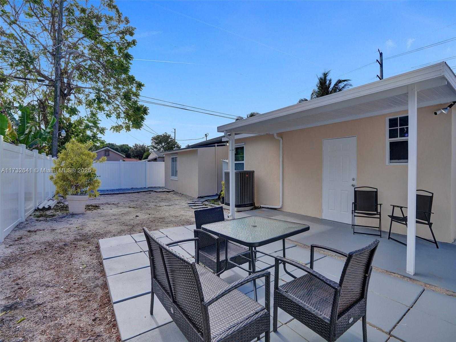 Small Image of 12031 NORTH WEST 5TH AVE #2, Miami Number 5