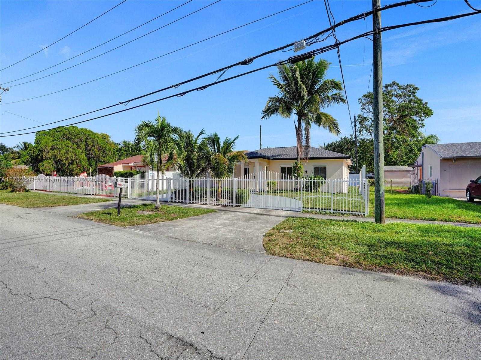 Small Image of 12031 NORTH WEST 5TH AVE #2, Miami Number 9