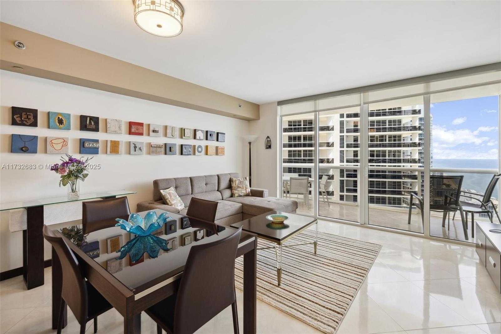 Small Image of 1830 SOUTH OCEAN DR #3909, Hallandale Beach Number 5