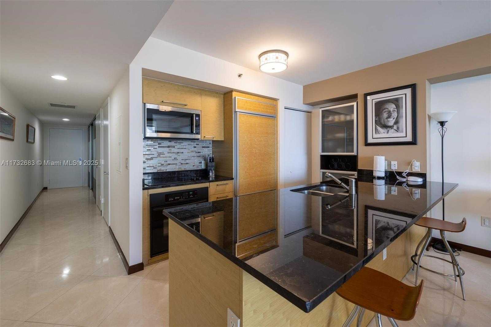 Small Image of 1830 SOUTH OCEAN DR #3909, Hallandale Beach Number 8