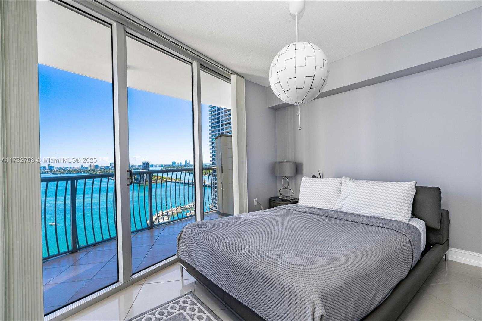 Small Image of 1750 NORTH BAYSHORE DR #2301, Miami Number 13