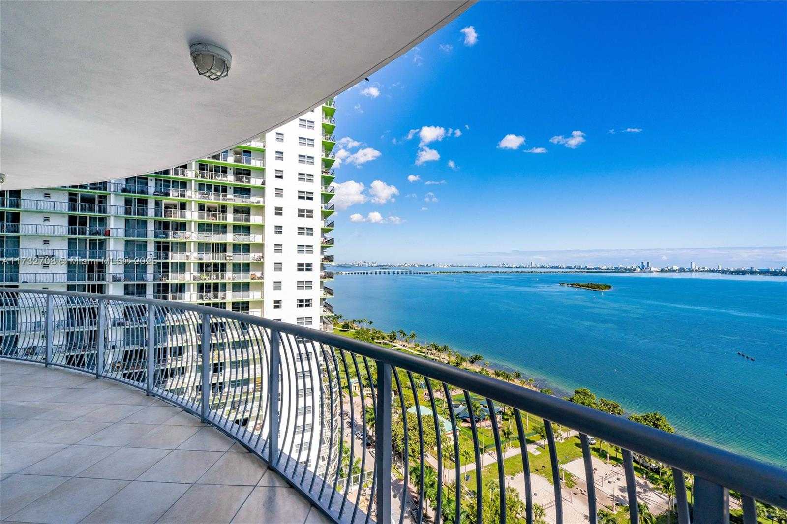 Small Image of 1750 NORTH BAYSHORE DR #2301, Miami Number 24
