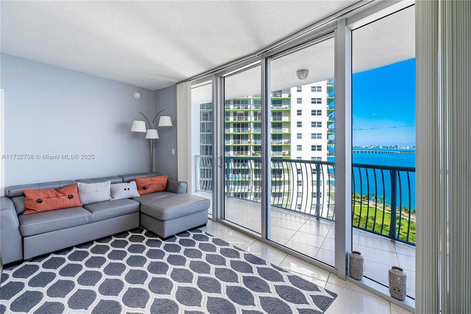 Small Image of 1750 NORTH BAYSHORE DR #2301, Miami Number 5