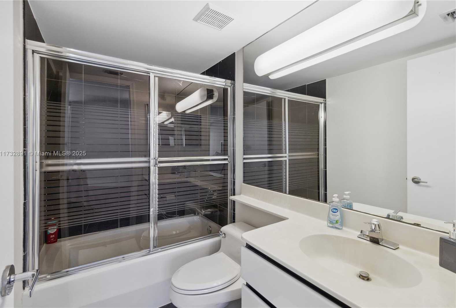 Small Image of 6767 COLLINS AVE #909, Miami Beach Number 14