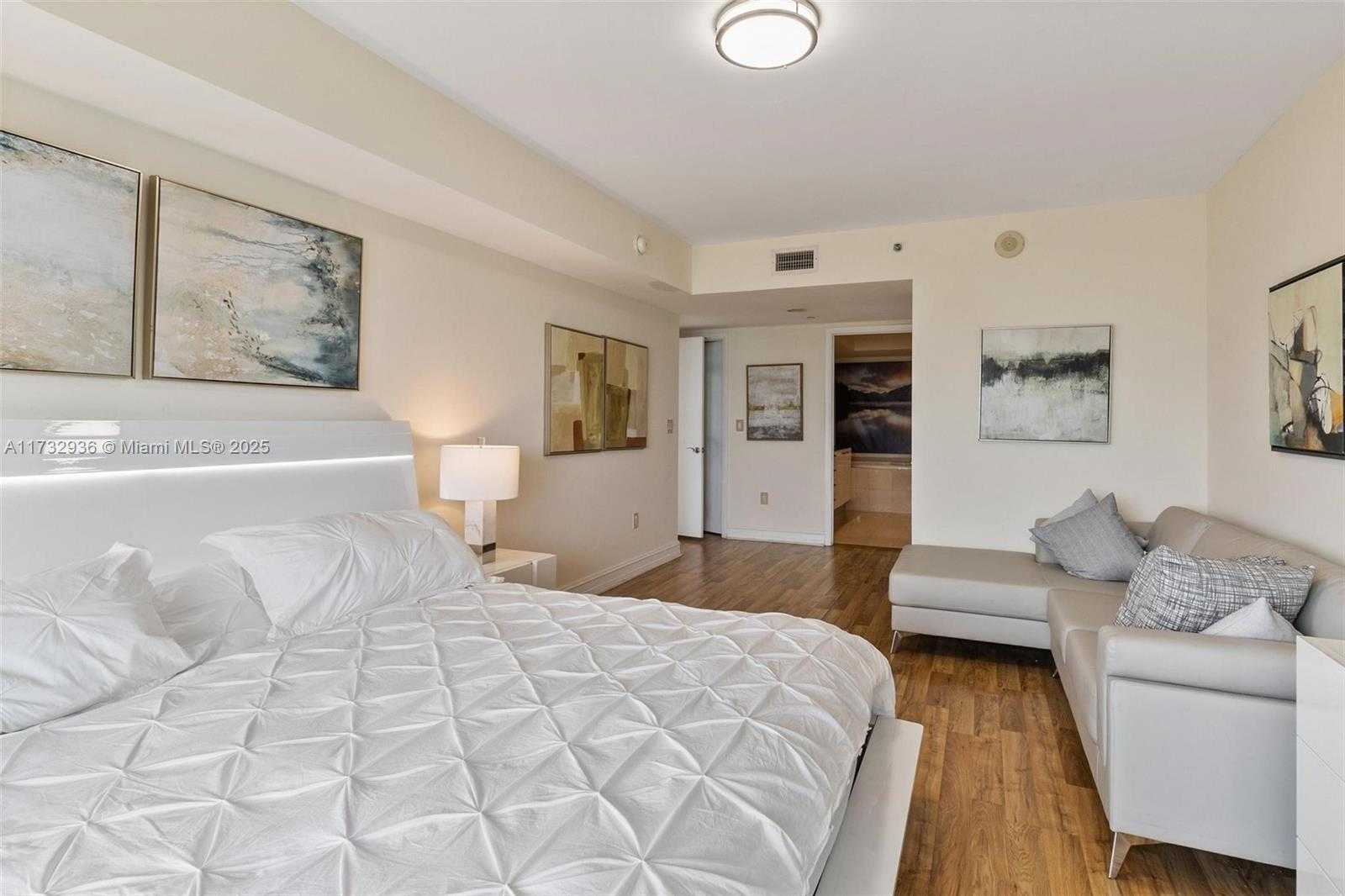 Small Image of 1830 SOUTH OCEAN DR #4706, Hallandale Beach Number 10