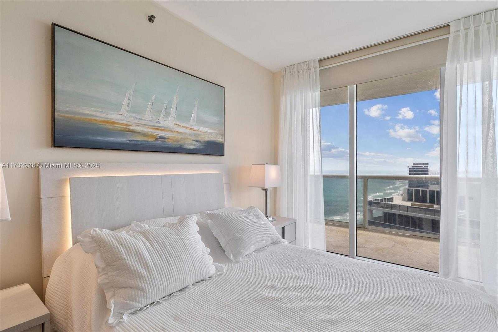 Small Image of 1830 SOUTH OCEAN DR #4706, Hallandale Beach Number 13