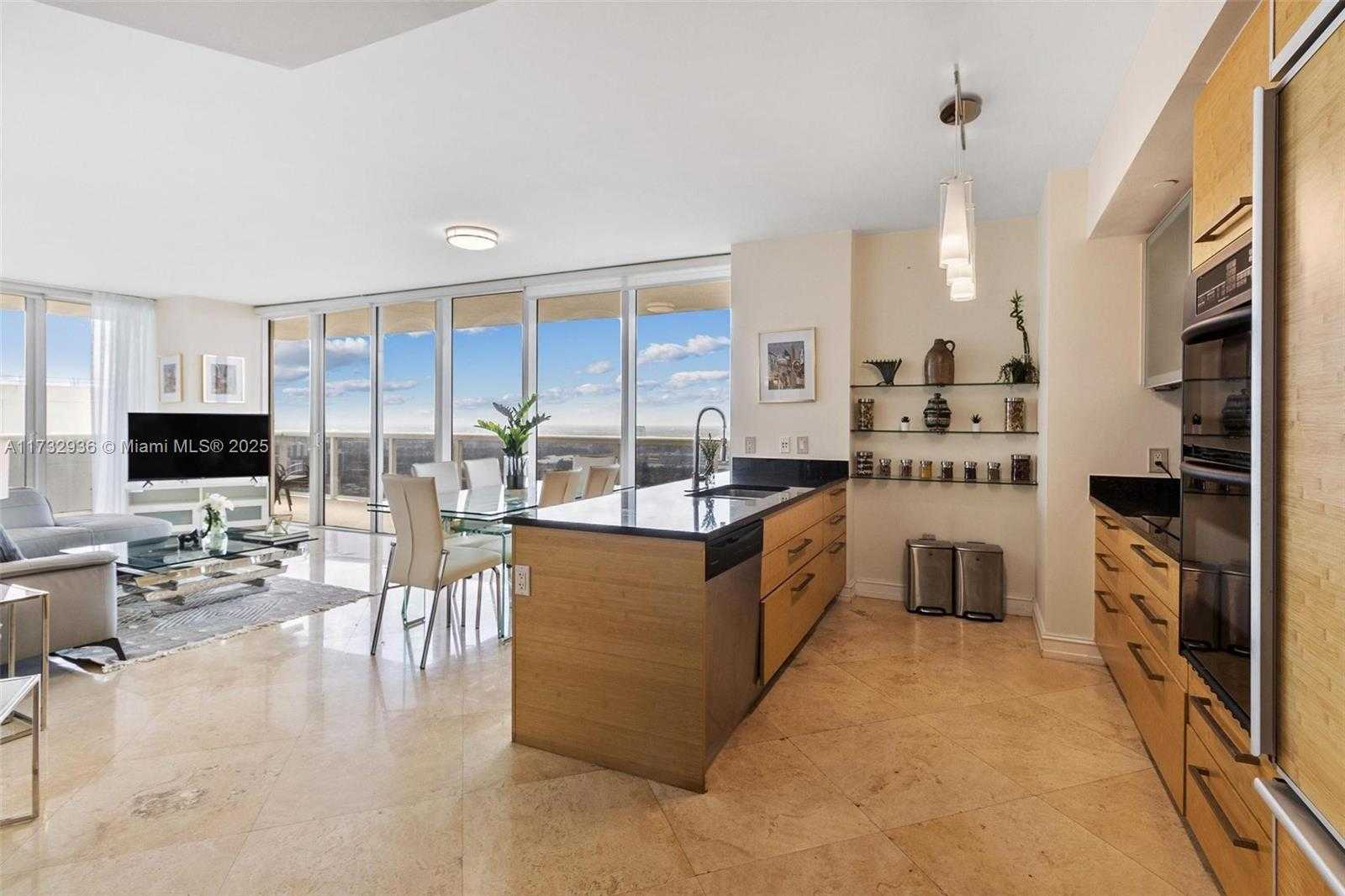 Small Image of 1830 SOUTH OCEAN DR #4706, Hallandale Beach Number 6