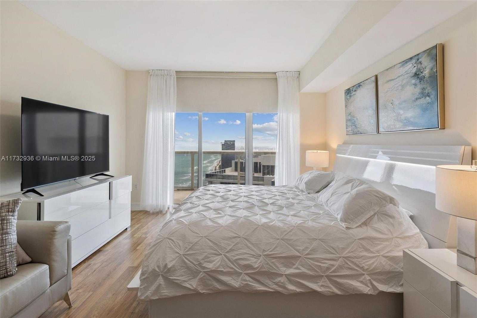 Small Image of 1830 SOUTH OCEAN DR #4706, Hallandale Beach Number 9